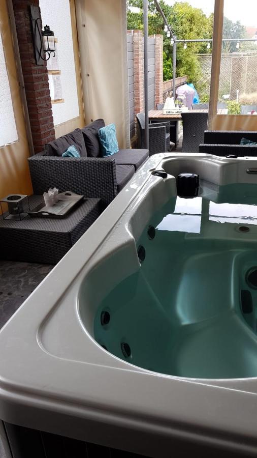 Stevensweert Het Gildehuis Met Sauna En Jacuzzi מראה חיצוני תמונה