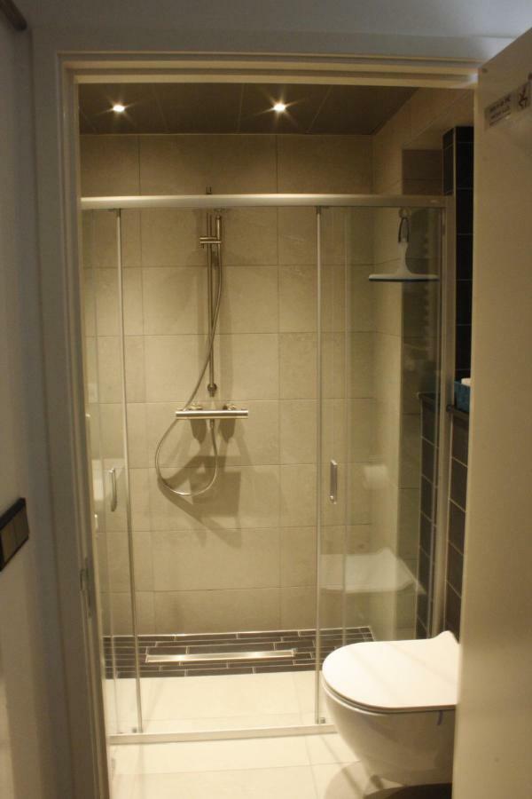 Stevensweert Het Gildehuis Met Sauna En Jacuzzi מראה חיצוני תמונה
